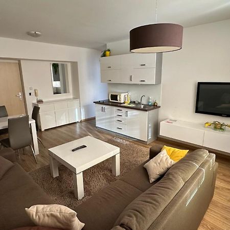 2 Room Apartment With Balcony 255, Apartmany Liptov Liptovský Mikuláš Extérieur photo
