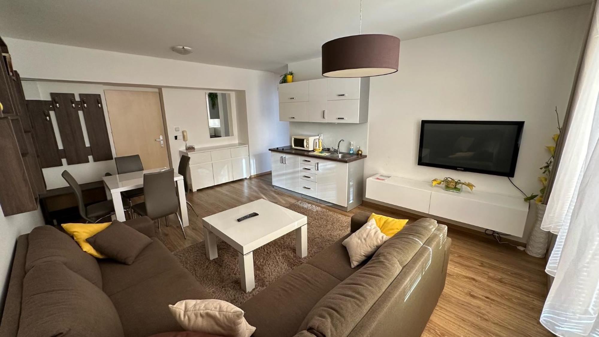 2 Room Apartment With Balcony 255, Apartmany Liptov Liptovský Mikuláš Extérieur photo